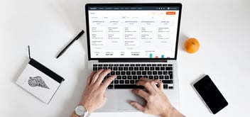 Implementación de HubSpot en Chile y Latinoamérica: Cómo convertir el CRM en un motor de crecimiento con Pera y Manzanas